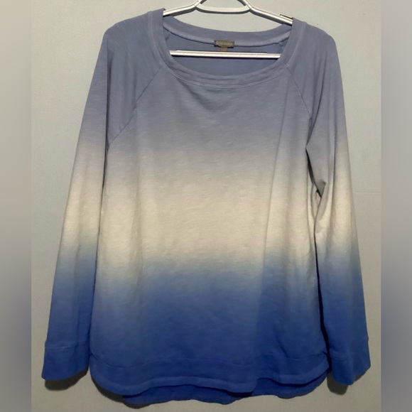 T by Talbots Ombré blue crew neck Sweatshirt size L - Picture 1 of 5